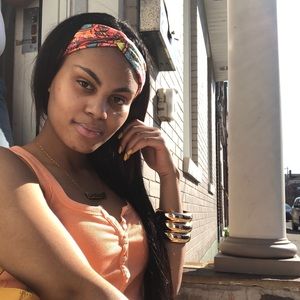 Meet your Posher, Ciara